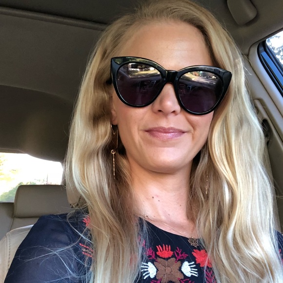 Meet your Posher, Kaydee - Picture 1 of 1